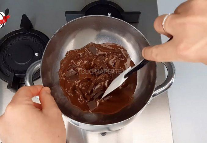 Sciogliere il cioccolato